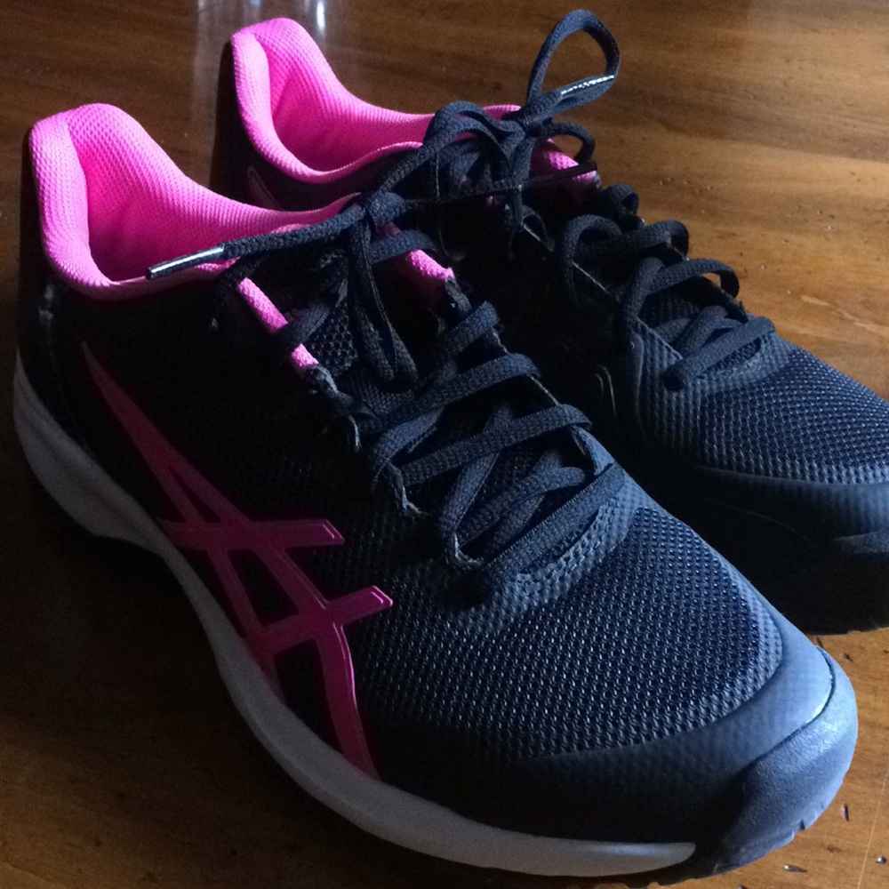 NWOT ASICS gel-court speed tennis shoes E850N